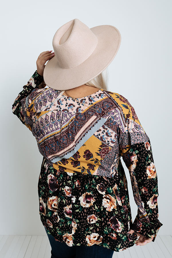 Moment Of Bliss Floral Shift Top In Black Curves Image - 5