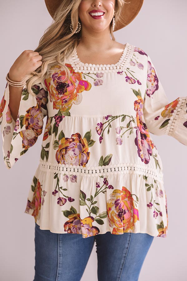 Bold And Blissful Floral Shift Top In Cream  Curves Image - 4