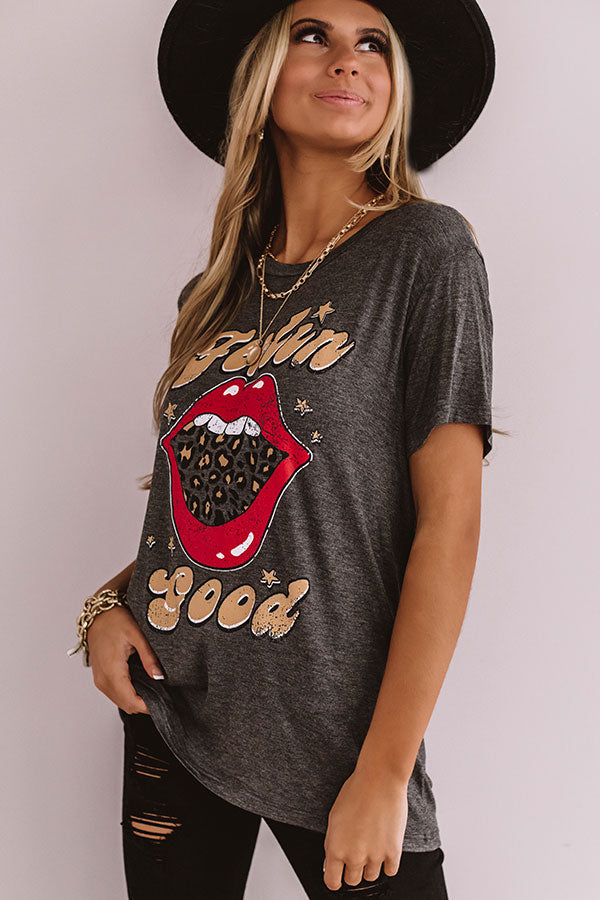 Feelin' Good Boyfriend Tee in Charcoal Image - 5