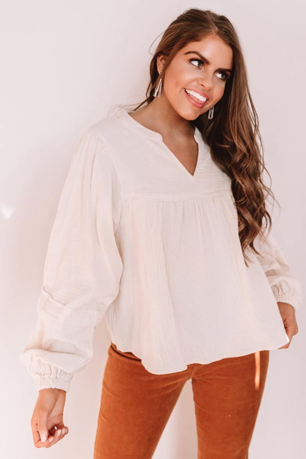 Stay Close Shift Top In Cream Image - 5
