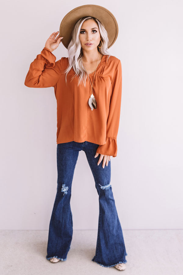 On Stage Shift Top Image - 3