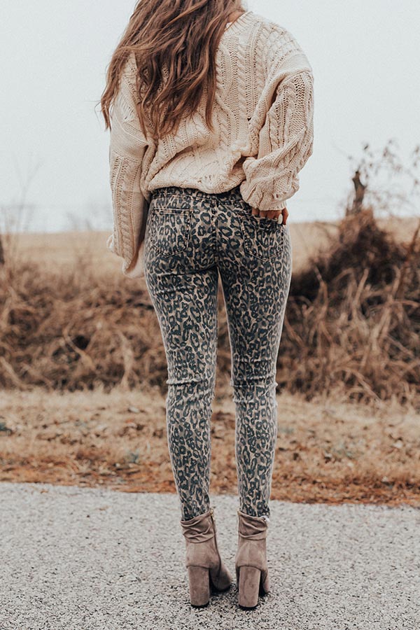 The Gigi Midrise Distressed Skinny in Brown Image - 4