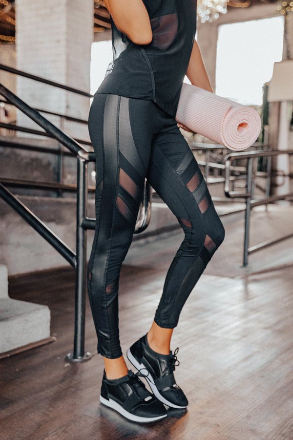 Yoga And Chill Mesh High Waist Active Legging in Black Image - 3