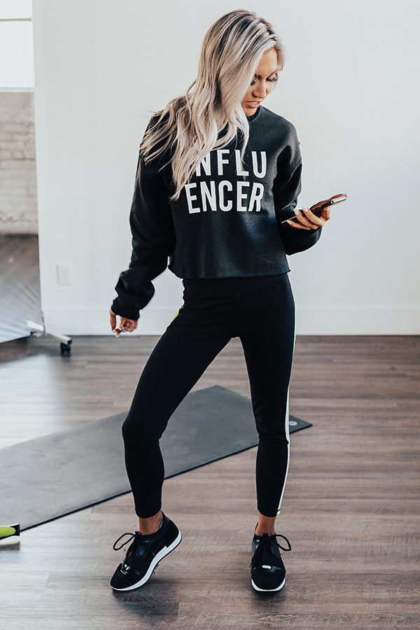 Influencer Crop Sweatshirt Image - 2
