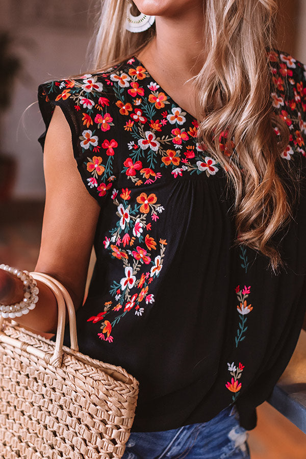 Resort To This Embroidered Shift Top In Black Image - 2
