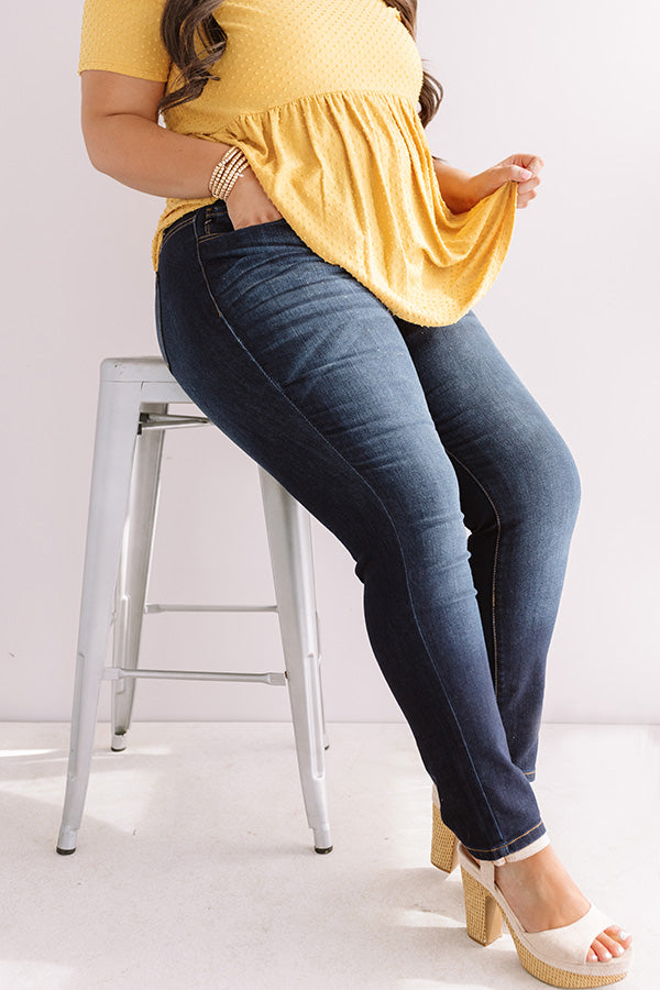 KanCan The Tatum Midrise Skinny Curves Image - 1