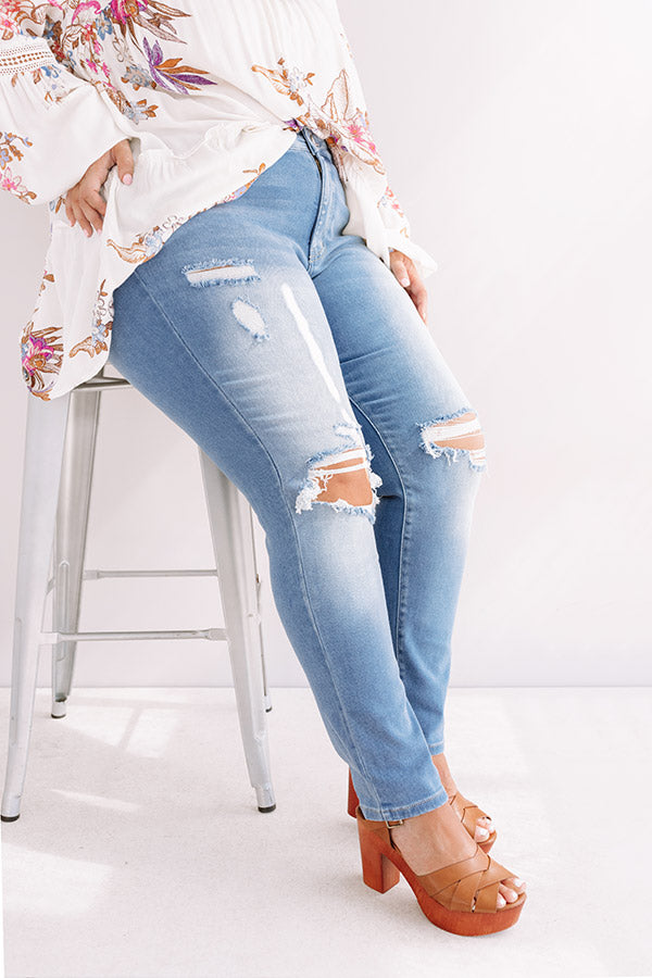 KanCan The Elise Midrise Distressed Skinny Curves Image - 1
