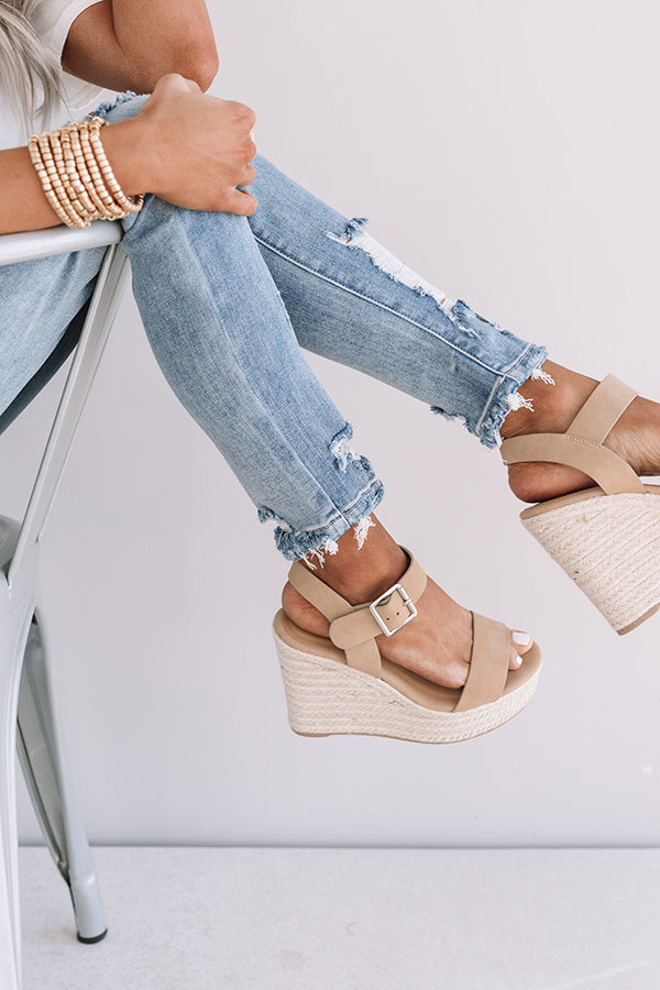 KanCan The Ariella Midrise Distressed Ankle Skinny Image - 4