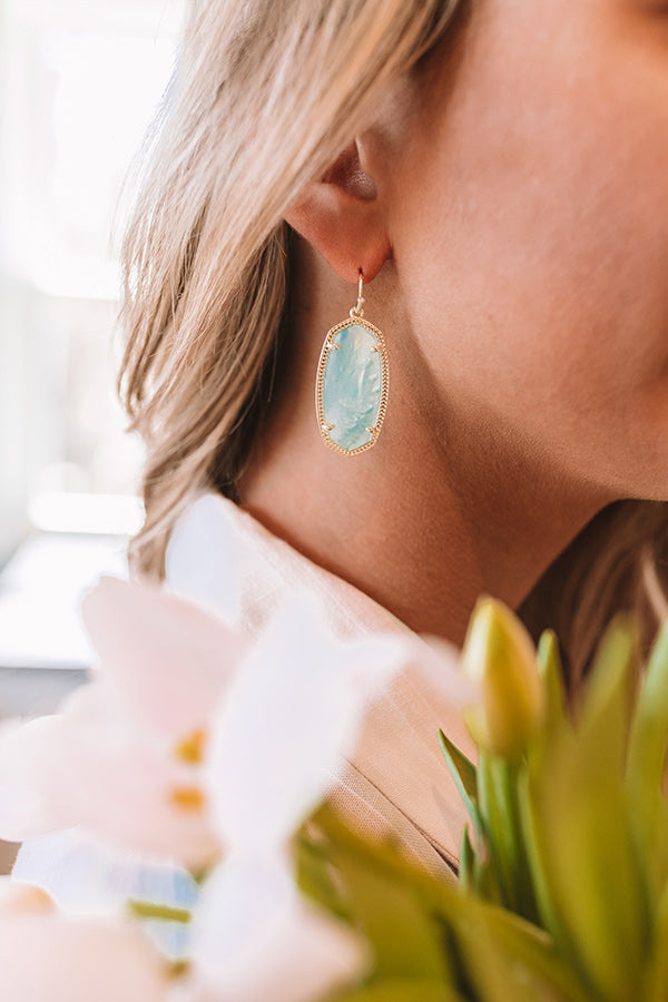Kendra Scott Elle Gold Drop Earrings in Aqua Illusion Image - 2