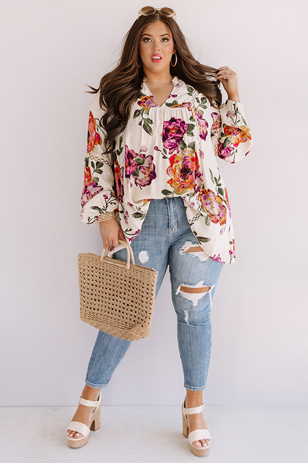 Feelin' Floral Shift Top  Curves Image - 4
