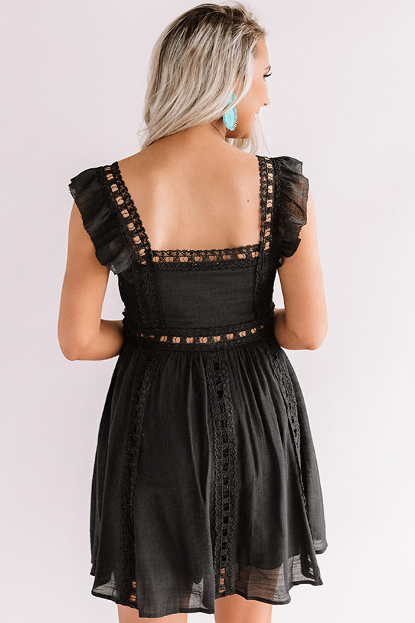 Postcard Perfection Lace Dress In Black Image - 4