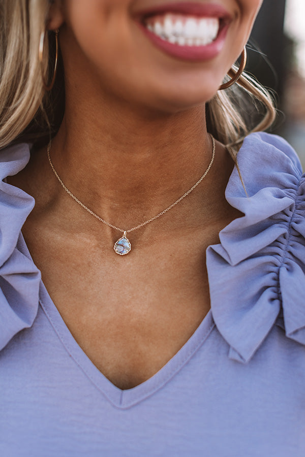 Kendra Scott Macrame Dee Gold Pendant Necklace in Nude Abalone Image - 2