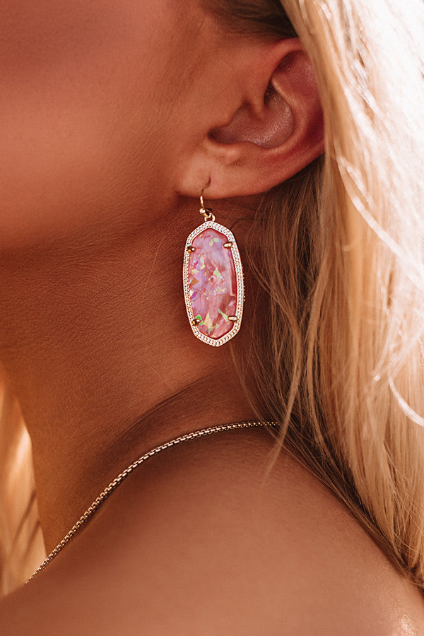 Kendra Scott Elle Gold Drop Earrings in Iridescent Coral Illusion Image - 2