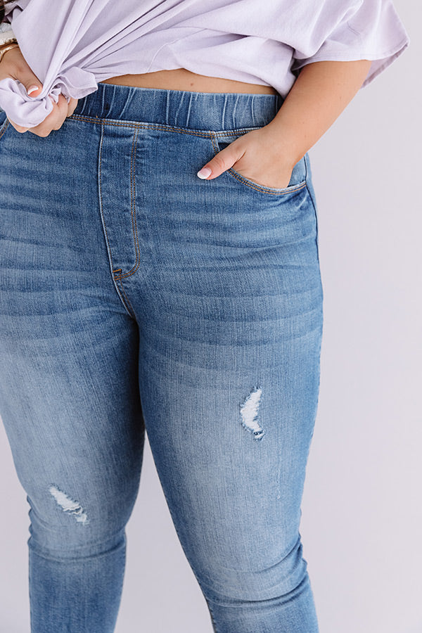 The Rylan High Waist Skinny In Medium Wash Curves Image - 2