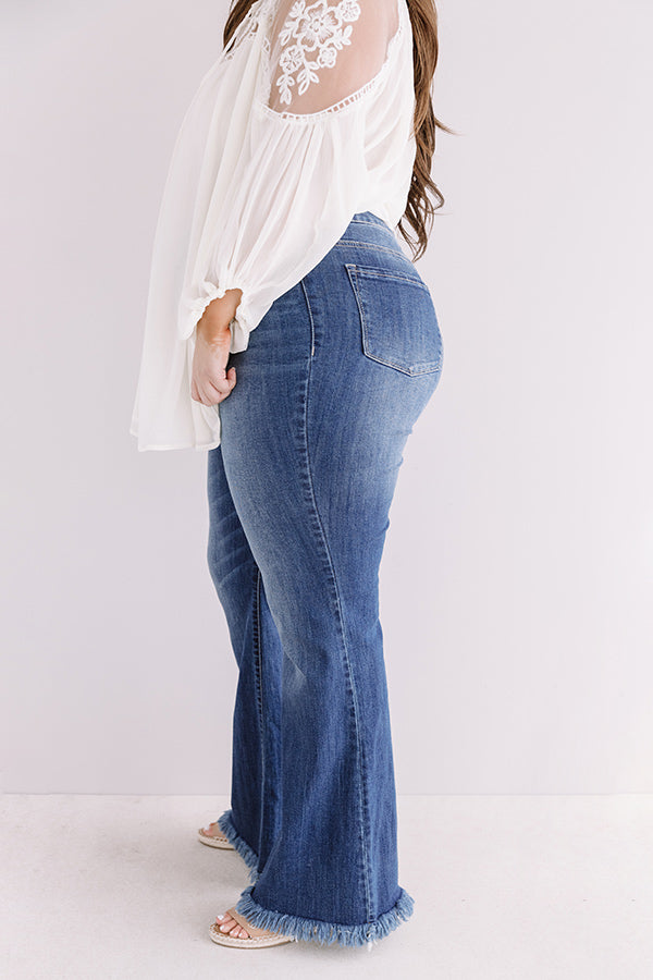 The Alys Midrise Frayed Flares In Dark Wash Curves Image - 2