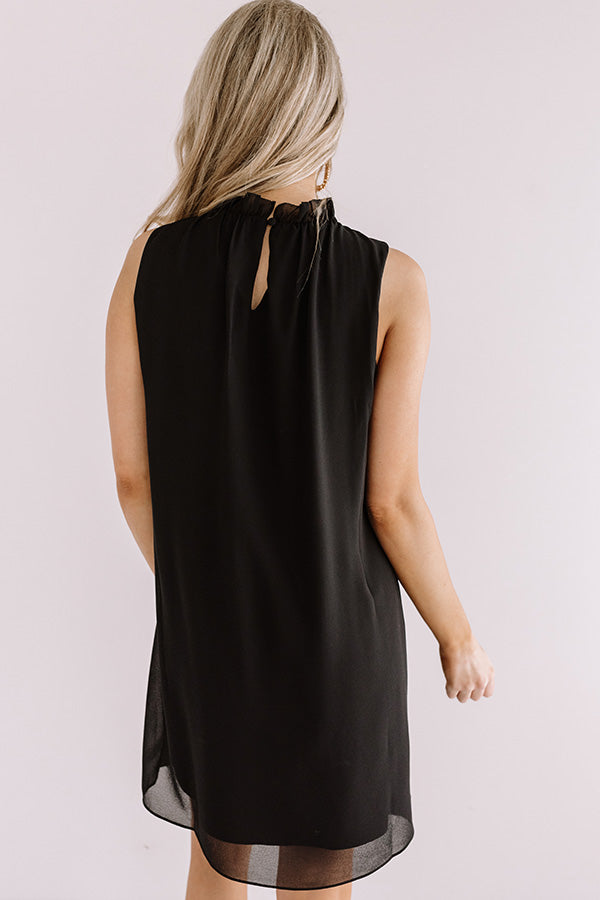 Settle For Chic Shift Dress In Black Image - 5