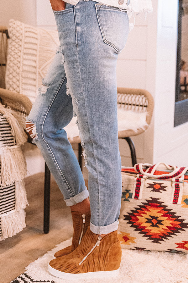 KanCan The Lula Midrise Distressed Ankle Skinny Image - 4