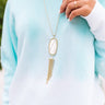 Kendra Scott Rayne Gold Long Pendant Necklace in Ivory Mother-Of-Pearl Image - 1
