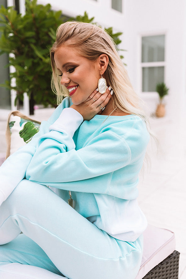 Kendra Scott Danielle Gold Statement Earrings in Ivory Mother-Of-Pearl Image - 2