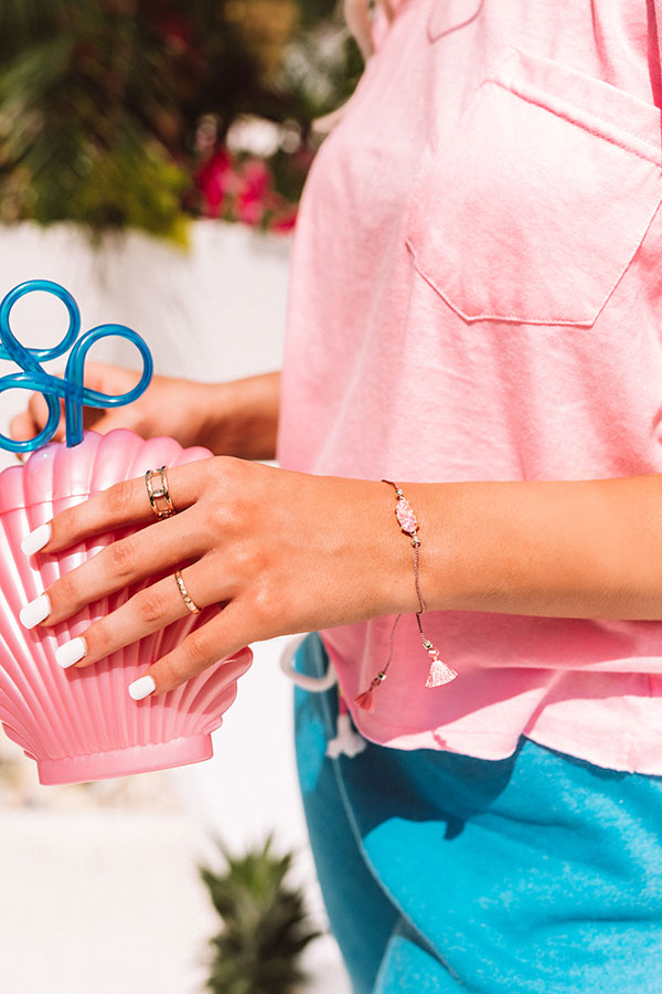 Kendra Scott Everlyne Pink Cord Friendship Bracelet in Coral Kyocera Opal Illusion Image - 1