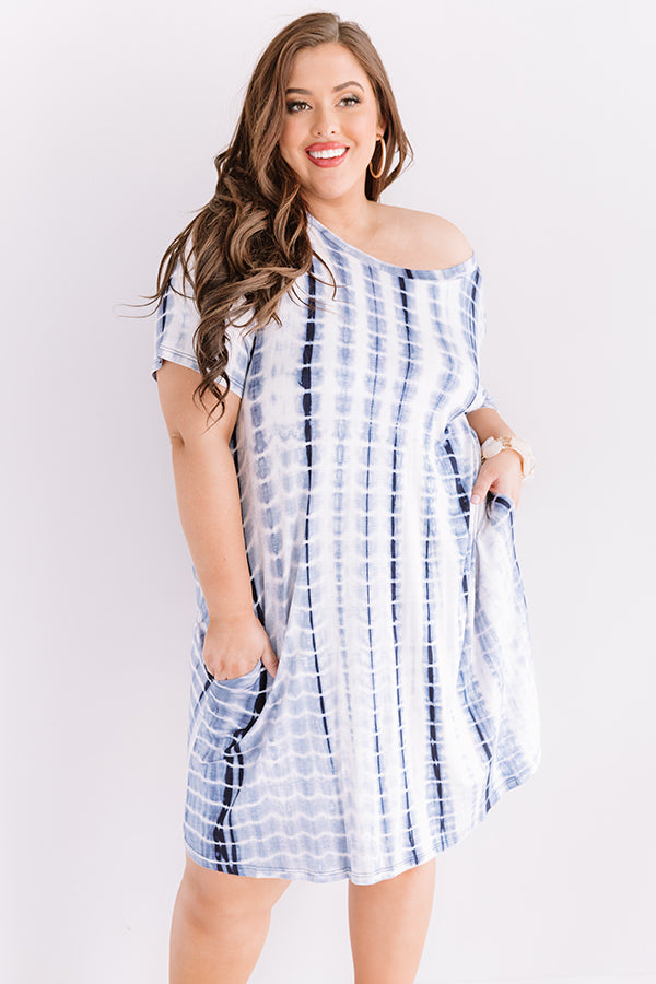 St. Kitts Crushing Tie Dye Dress  Curves Image - 2