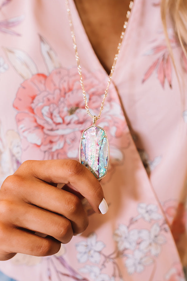 Kendra Scott Faceted Reid Gold Long Pendant Necklace in Lilac Abalone Image - 2