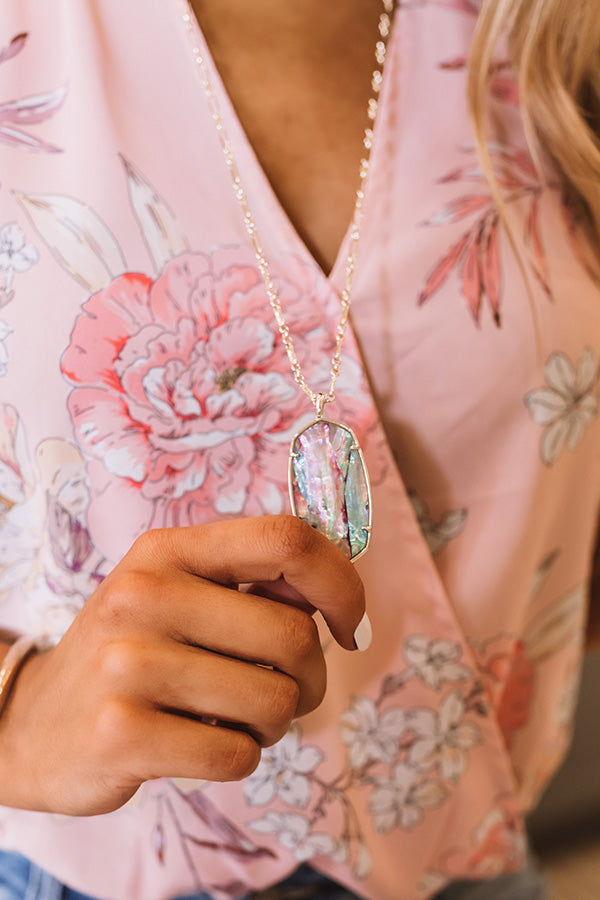 Kendra Scott Faceted Reid Gold Long Pendant Necklace in Lilac Abalone Image - 4