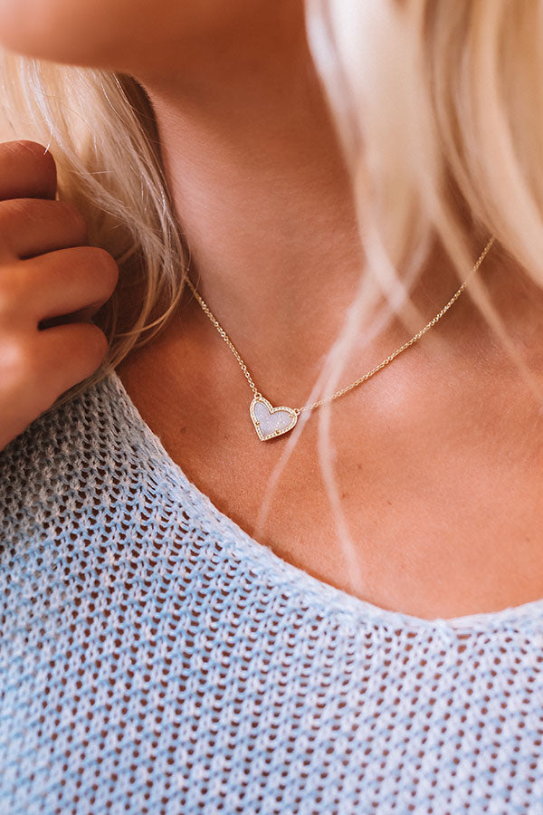 Kendra Scott Ari Heart Gold Pendant Necklace in Iridescent Drusy