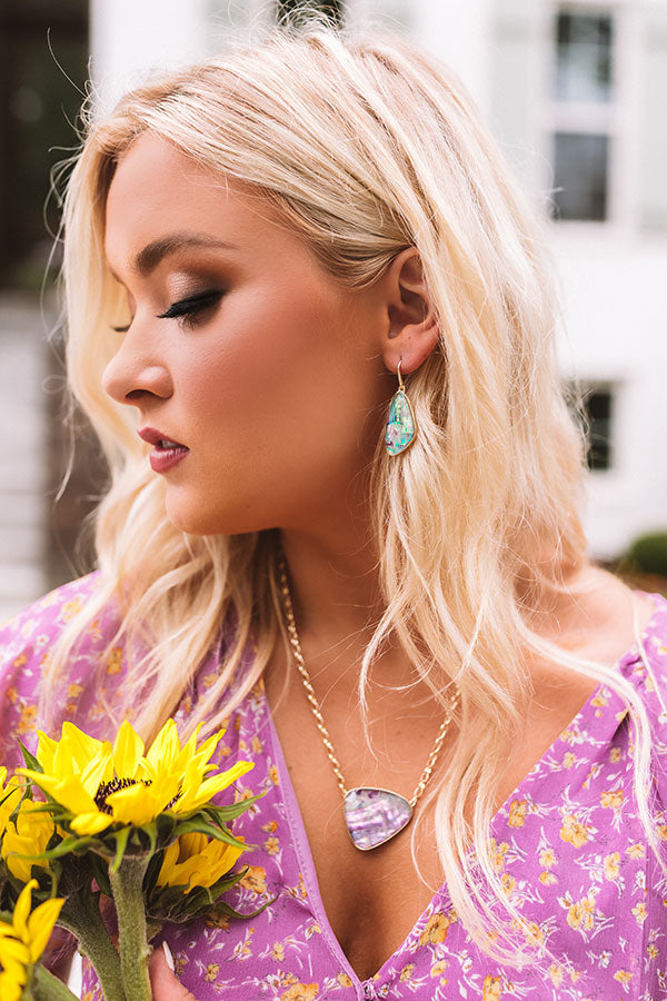 Kendra Scott Mckenna Gold Small Drop Earrings in Lilac Abalone Image - 1