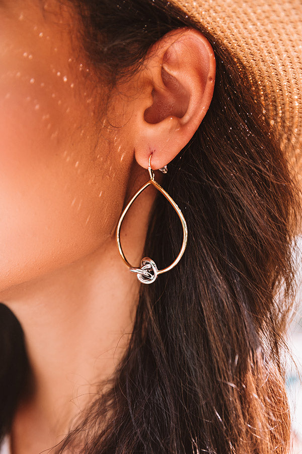 Kendra Scott Presleigh Love Knot Open Frame Earrings in Mixed