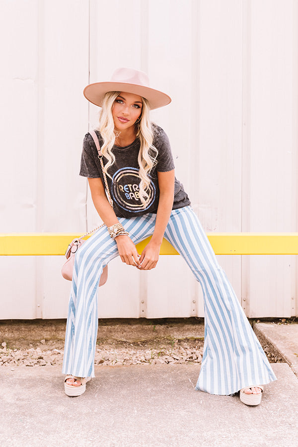 Retro Babe Vintage Tee Image - 1