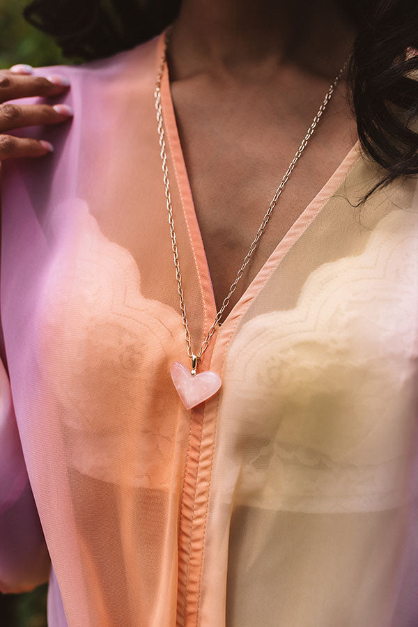 Kendra Scott Poppy Heart Gold Long Pendant Necklace in Rose Quartz Image - 5