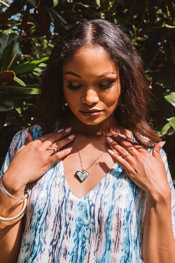 Kendra Scott Poppy Heart Gold Long Pendant Necklace in Abalone Image - 3