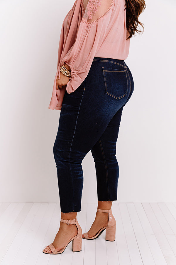 The Valentina High Waist Relaxed Jean Curves Image - 4