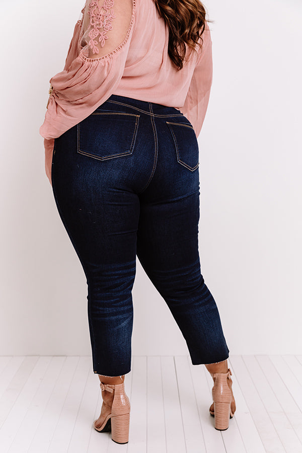 The Valentina High Waist Relaxed Jean Curves Image - 5