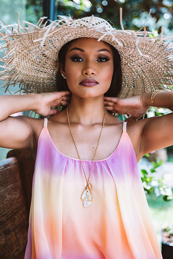 Kendra Scott Mckenna Vintage Gold Charm Necklace in White Mix Image - 1