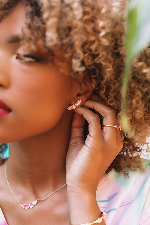 Kendra Scott Ivy Gold Ear Climber Earrings in Deep Blush Mix Image - 2