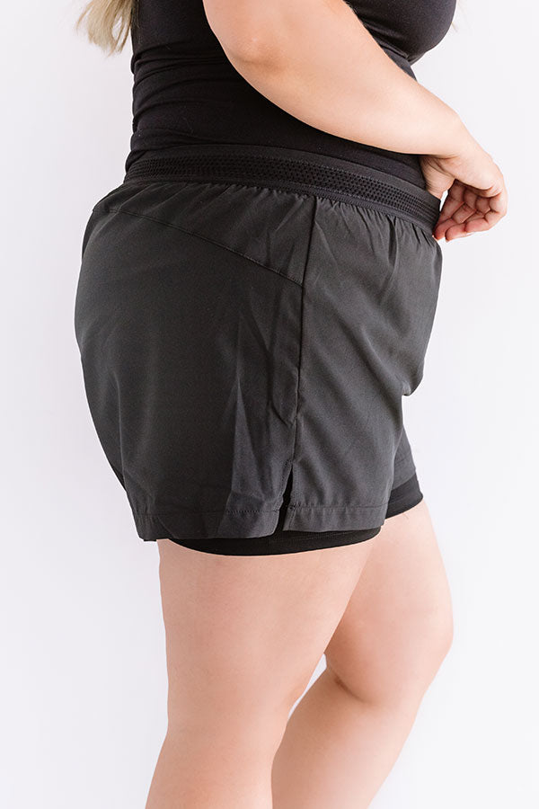 Above And Beyond Shorts In Black Curves Image - 4