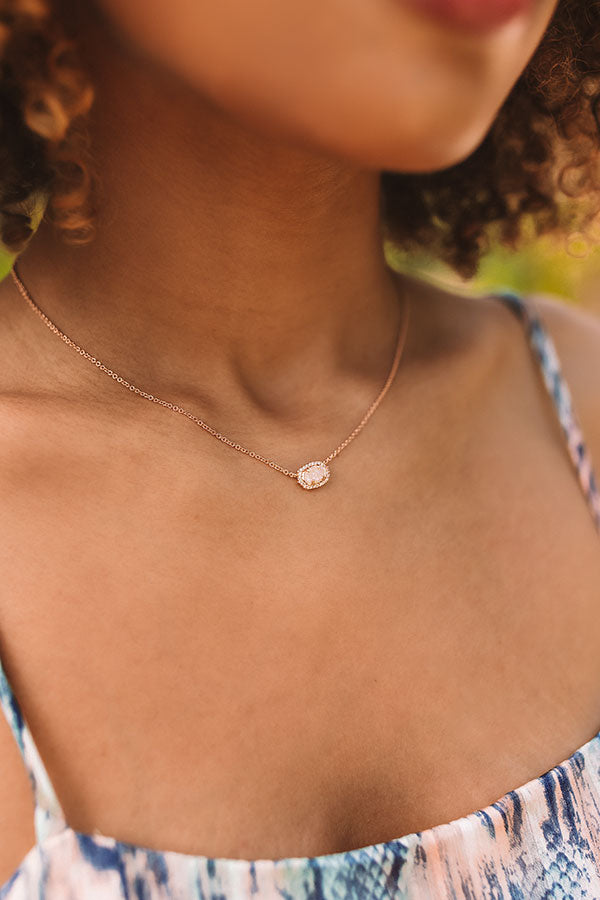 Kendra Scott Chelsea Gold Pendant Necklace in Iridescent Drusy Image - 3