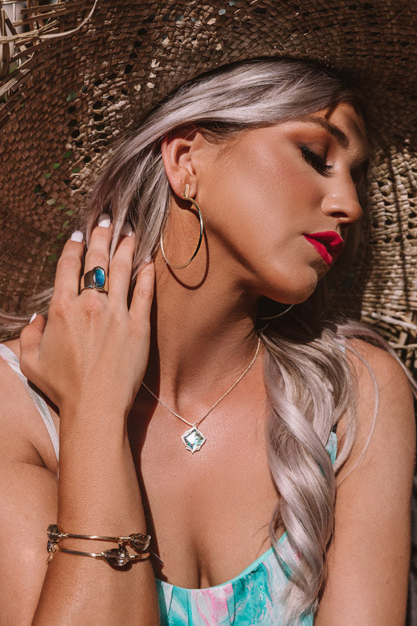 Kendra Scott Pepper Hoop Earrings in Gold Image - 1