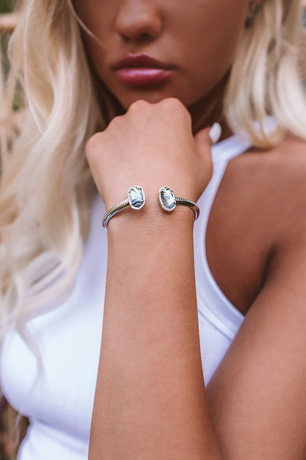 Kendra Scott Elton Silver Cuff Bracelet in Abalone Shell Image - 2