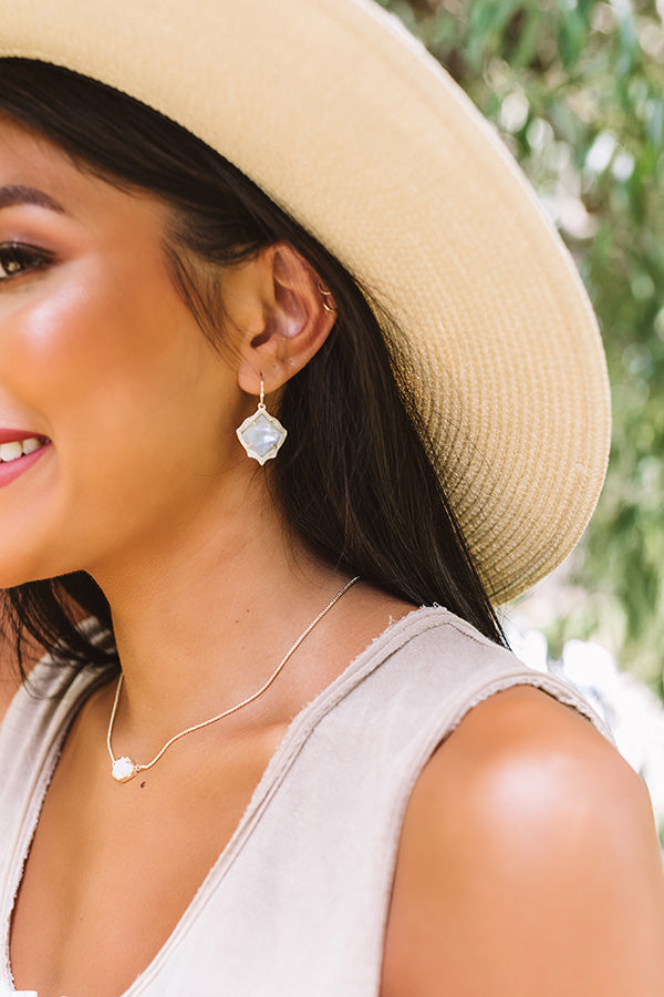 Kendra Scott Kyrie Gold Drop Earrings in Ivory Pearl Image - 3