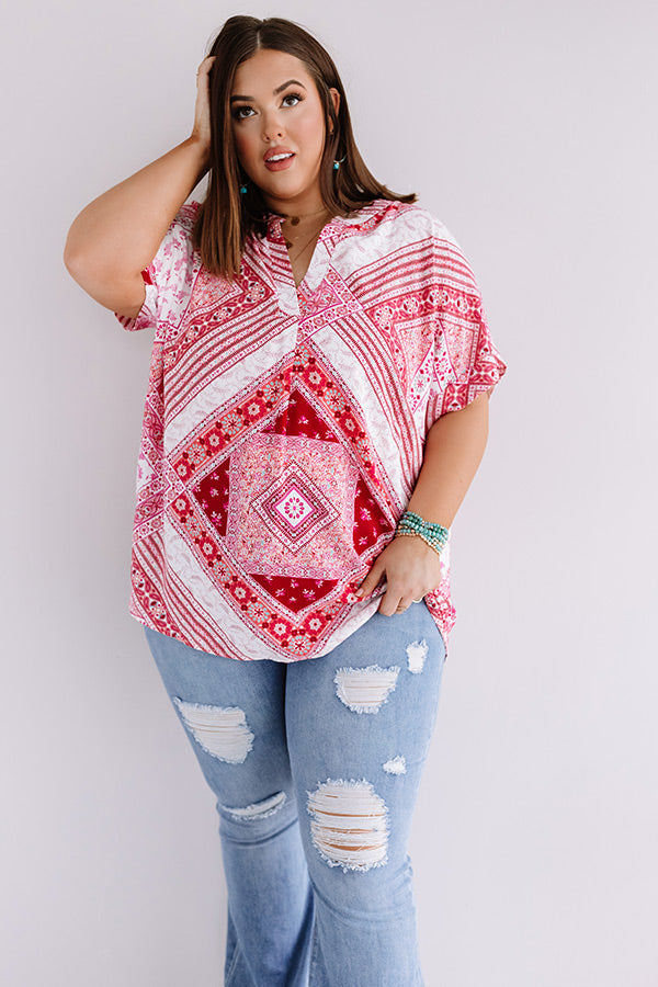 Weekend Hours Shift Top Curves Image - 2