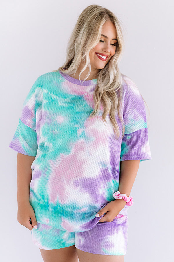 Lounging In Tie Dye Shift Tee Curves Image - 5