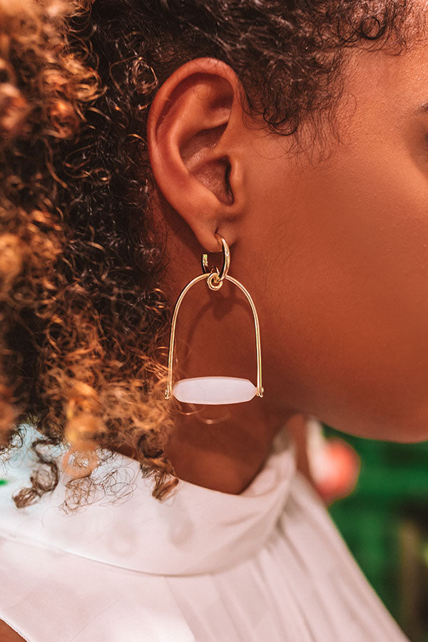 Kendra Scott Sassy Gold Statement Earrings in Opalite Illusion Image - 2