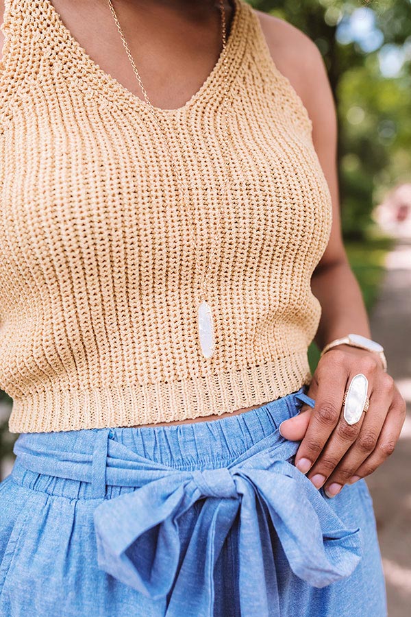 Kendra Scott Layla Gold Long Pendant Necklace in Opalite Illusion Image - 2