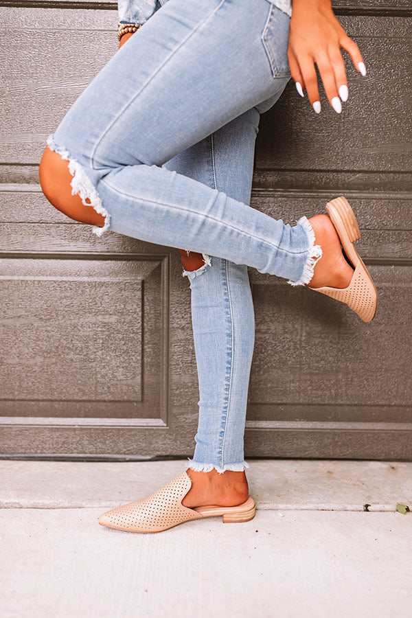 The Swift Perforated Flat In Iced Latte Image - 3