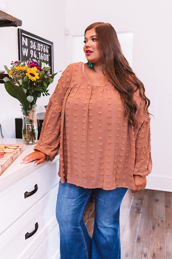 Chic On The Side Babydoll Top In Mocha Curves Image - 5