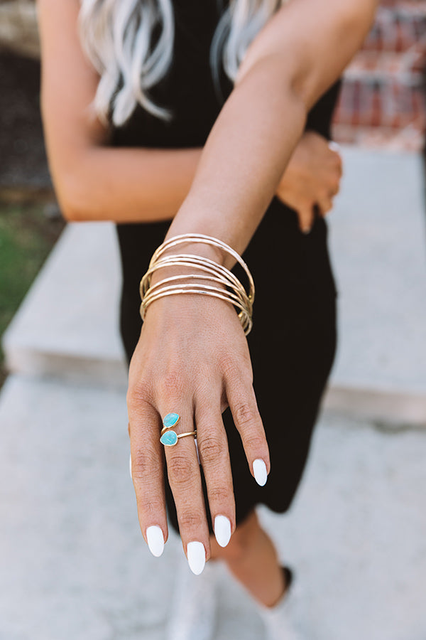 Hollywood Glamour Bangle Bracelet Set in Gold Image - 2