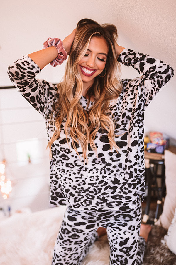Cozy And Fabulous Leopard Shift Top In Grey